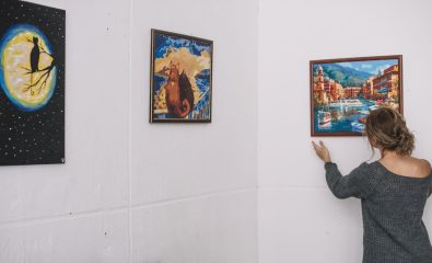 Exposition à la chapelle Saint-Ourzal "Atelier Les Amis de Calès" - Peintures et trésors de grèves